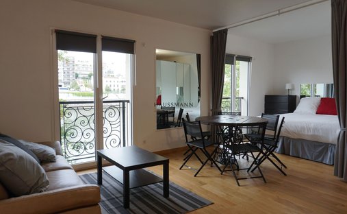 Apartment in Ile de la Jatte - Parc d'Orléans, Neuilly-sur-Seine, France 1