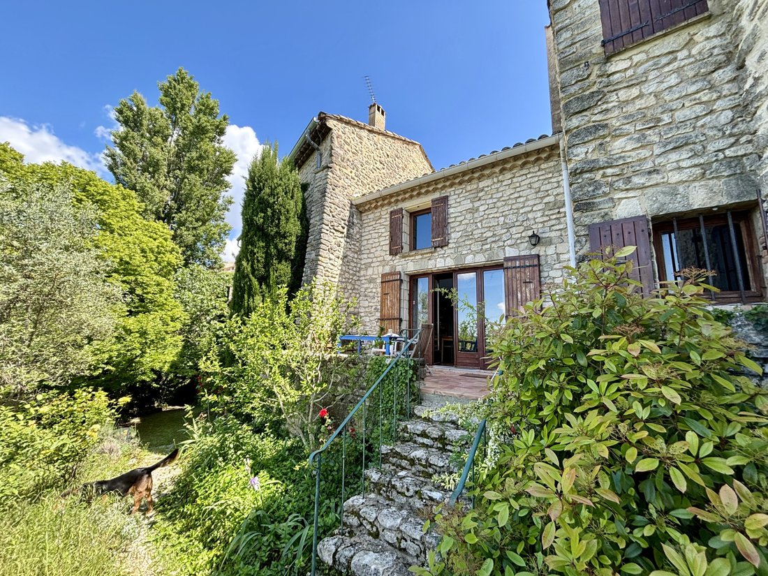 Maison à Grignan, Auvergne-Rhône-Alpes, France 1 - 15735849