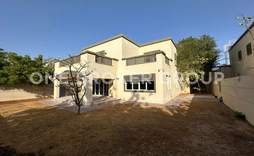 Villa in Dubai, Dubai, United Arab Emirates 1