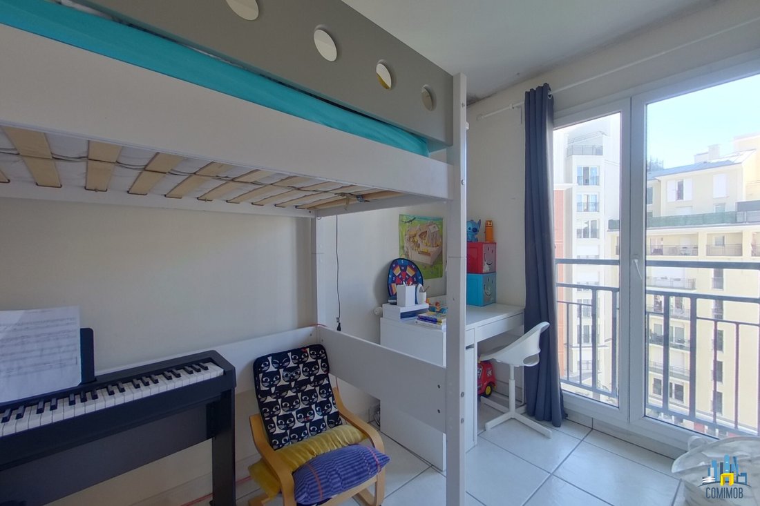 Apartment in Hôtel de Ville, Courbevoie, France 5 - 15678485