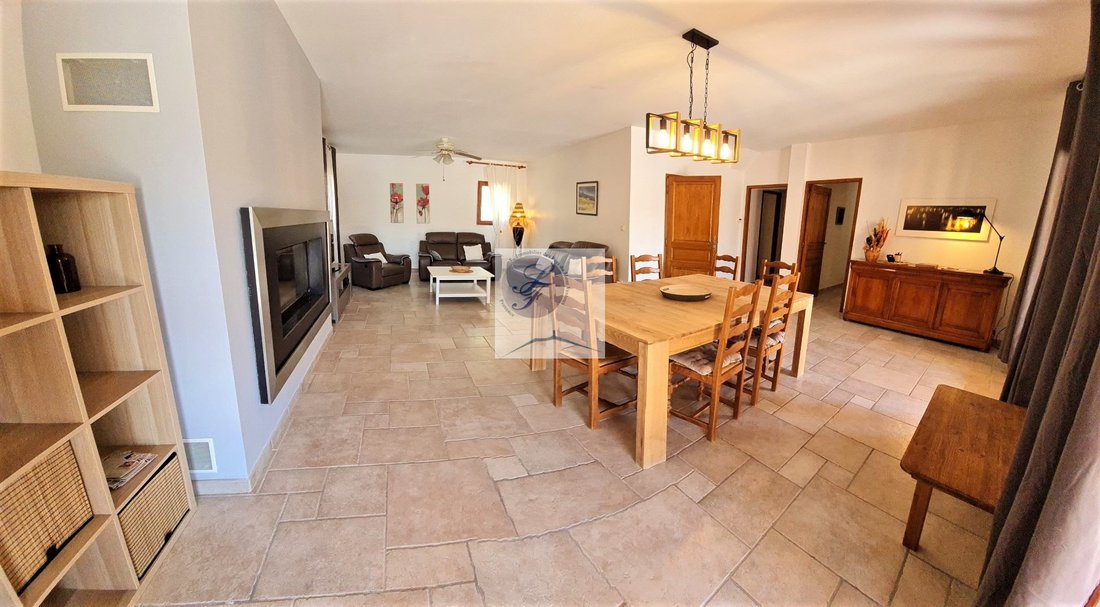 Villa in Blauvac, Provence-Alpes-Côte d'Azur, France 4 - 15735654