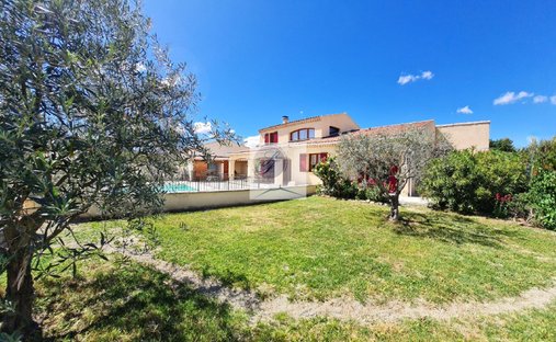 Villa in Blauvac, Provence-Alpes-Côte d'Azur, France 1