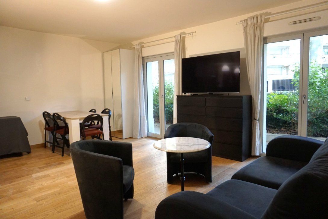Apartment in Ile de la Jatte - Parc d'Orléans, Neuilly-sur-Seine, France 1 - 15735433