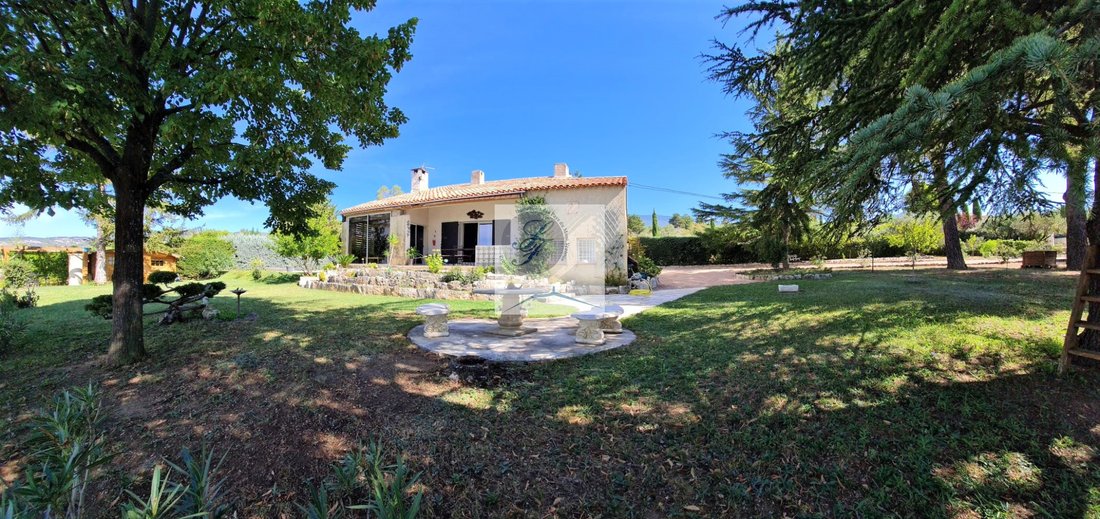 Villa in Bédoin, Provence-Alpes-Côte d'Azur, France 1 - 15735845