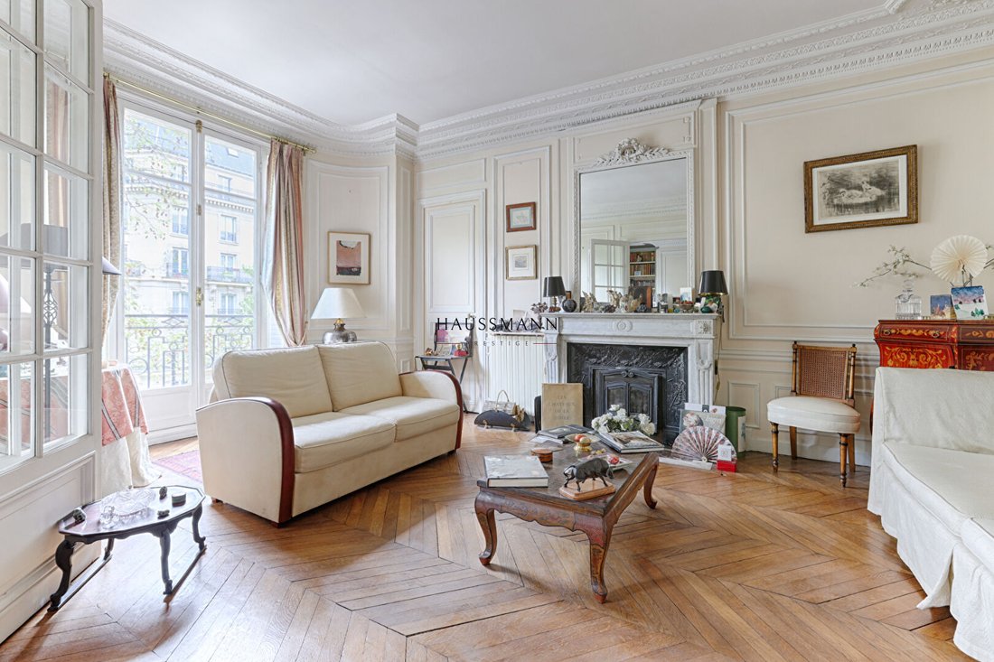 Apartment in Saint Placide, Paris 6e Arrondissement, Paris 2 - 15735419