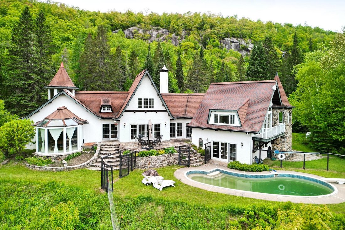 Casa a Sainte-Adèle, Québec, Canada 3 - 15735401