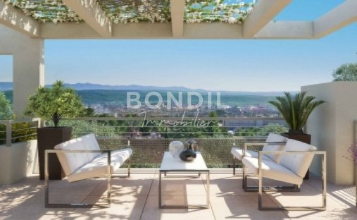 Apartment in Granettes-Jauberte-Sainte Anne, Aix-en-Provence, France 1
