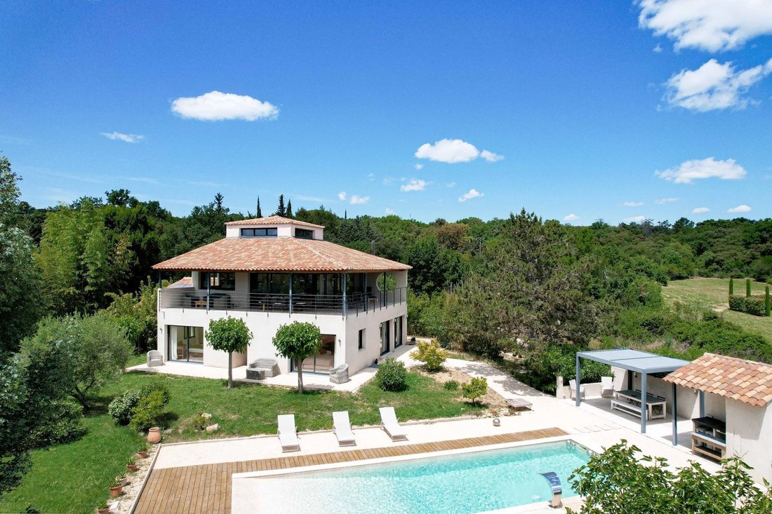 Estate in Arpaillargues-et-Aureilhac, Occitania, France 1 - 15735391
