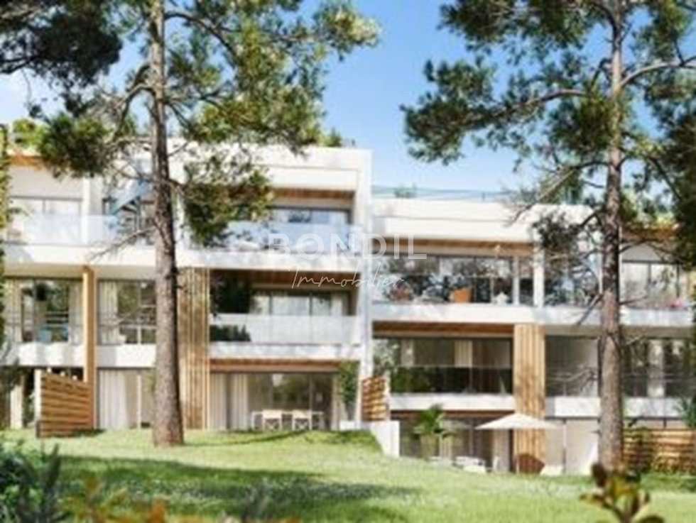 Apartment in Bompard, 7e Arrondissement, Marseille 2 - 15735755