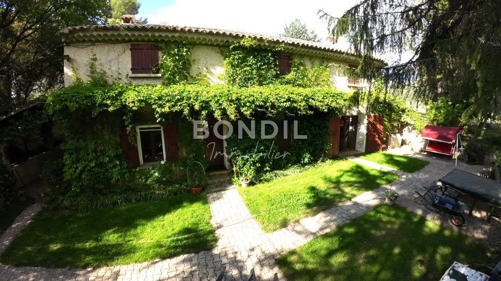 House in Grambois, Provence-Alpes-Côte d'Azur, France 4 - 15735549