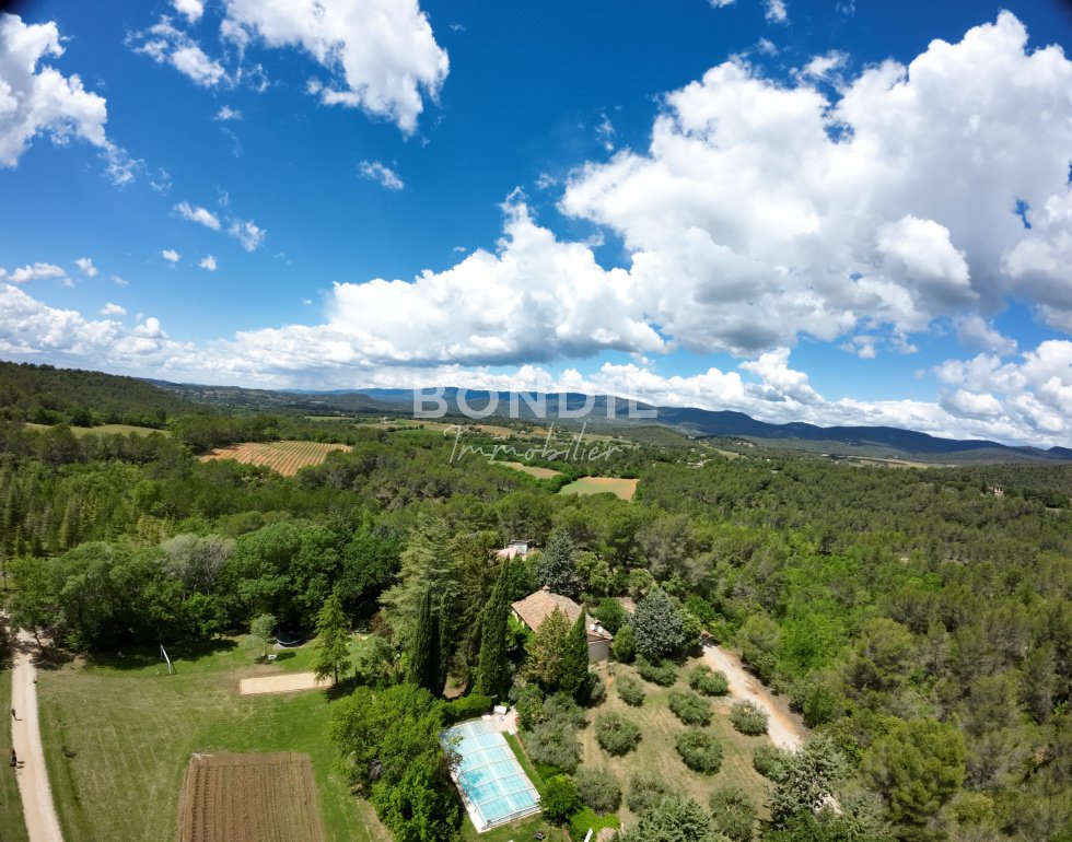 House in Grambois, Provence-Alpes-Côte d'Azur, France 1 - 15735549