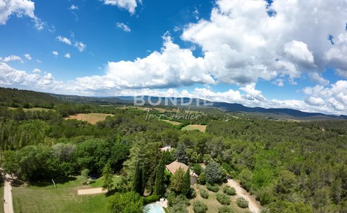 House in Grambois, Provence-Alpes-Côte d'Azur, France 1