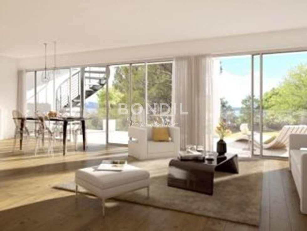 Apartment in Bompard, 7e Arrondissement, Marseille 5 - 15735755