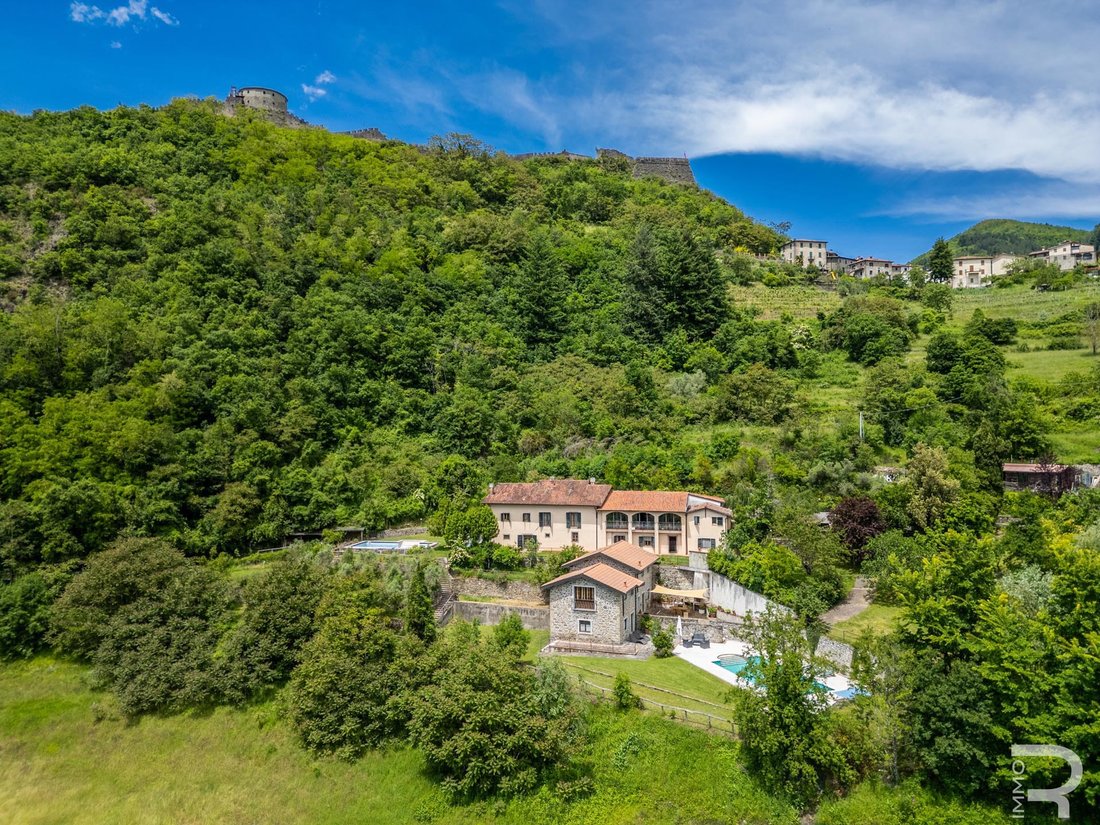 Farm Ranch in San Romano in Garfagnana, Tuscany, Italy 3 - 15735960