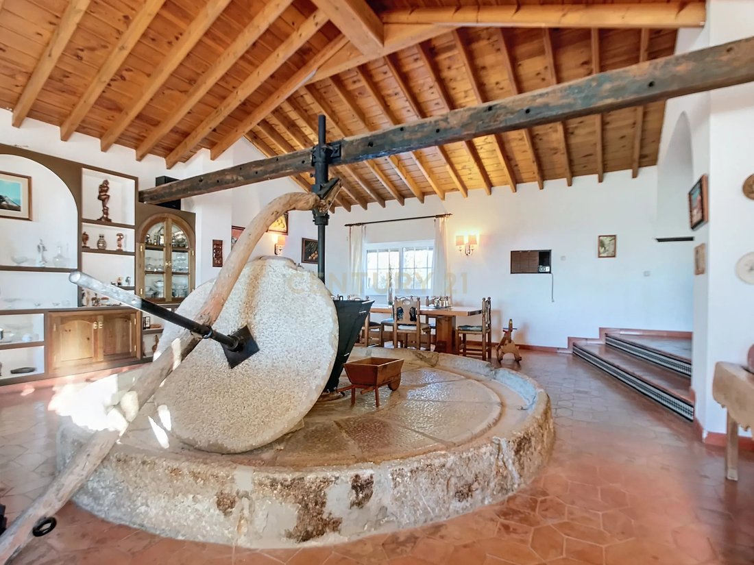 Villa in Este, Malaga, Spain 1 - 14997763