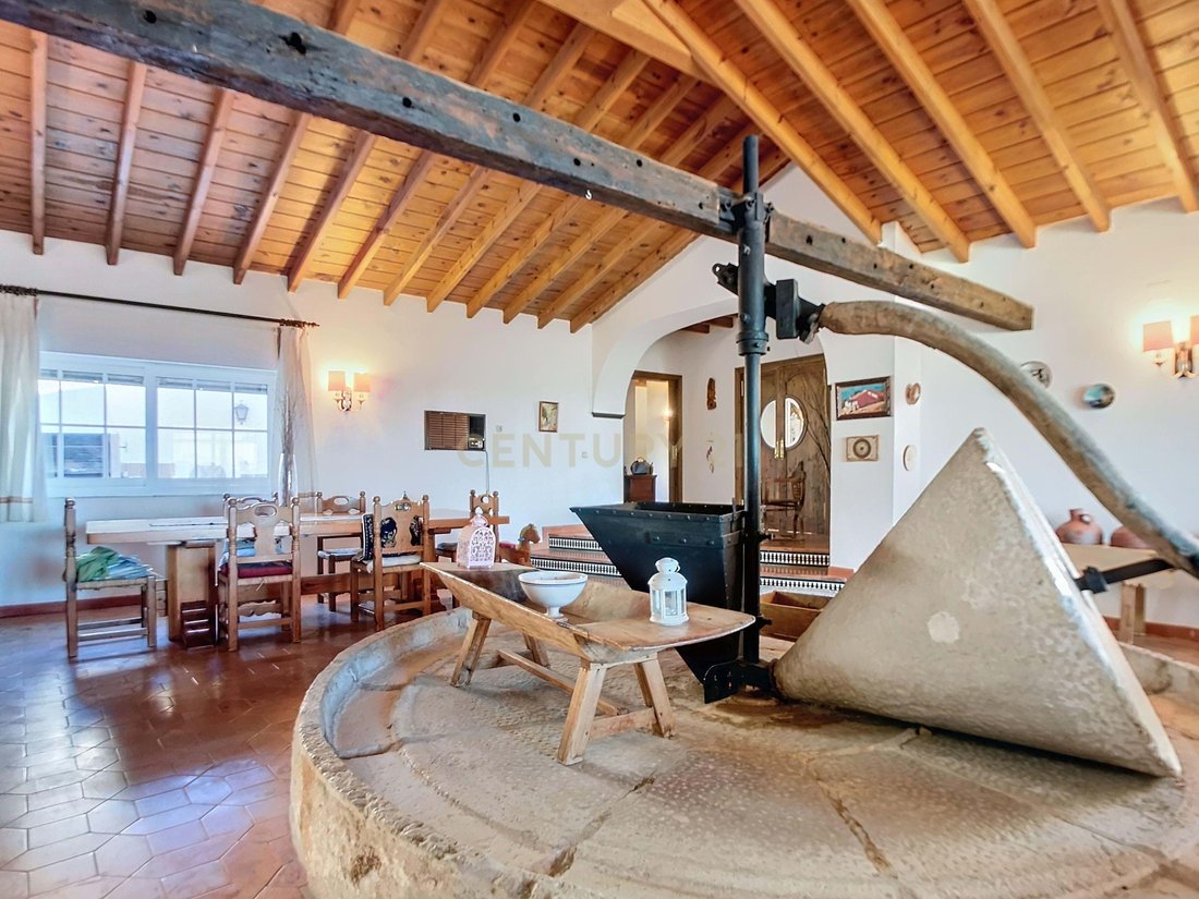 Villa in Este, Malaga, Spain 2 - 14997763