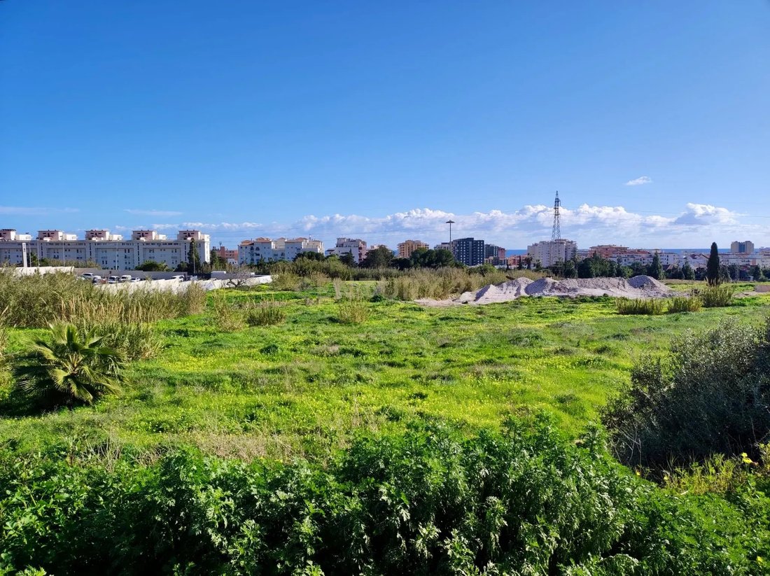 Land in Fuengirola, Andalusia, Spain 2 - 15106321