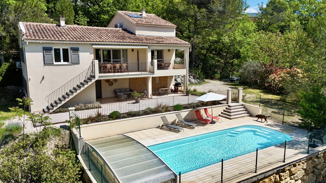 Villa in Mollans-sur-Ouveze, Auvergne-Rhône-Alpes, France 1 - 15735997