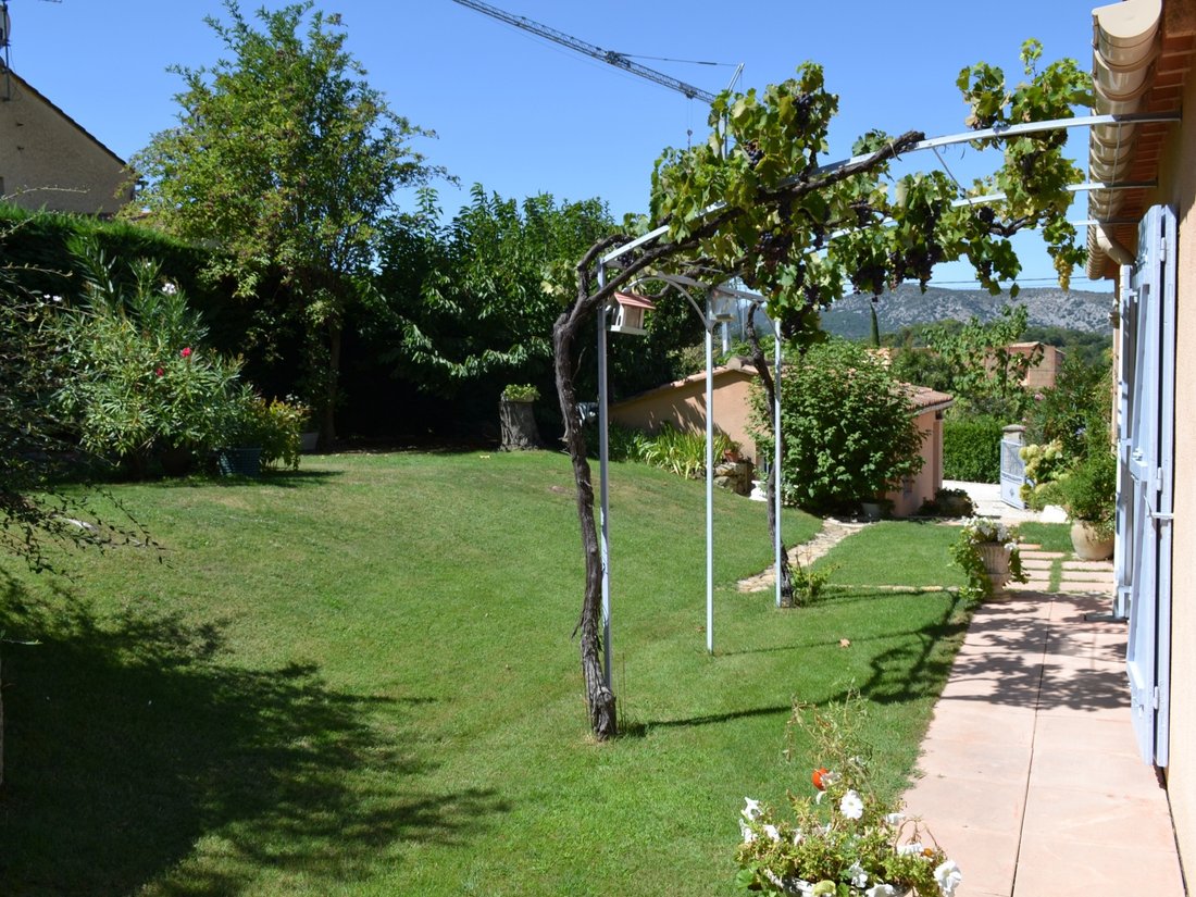 Villa in Malaucène, Provence-Alpes-Côte d'Azur, France 3 - 15735984
