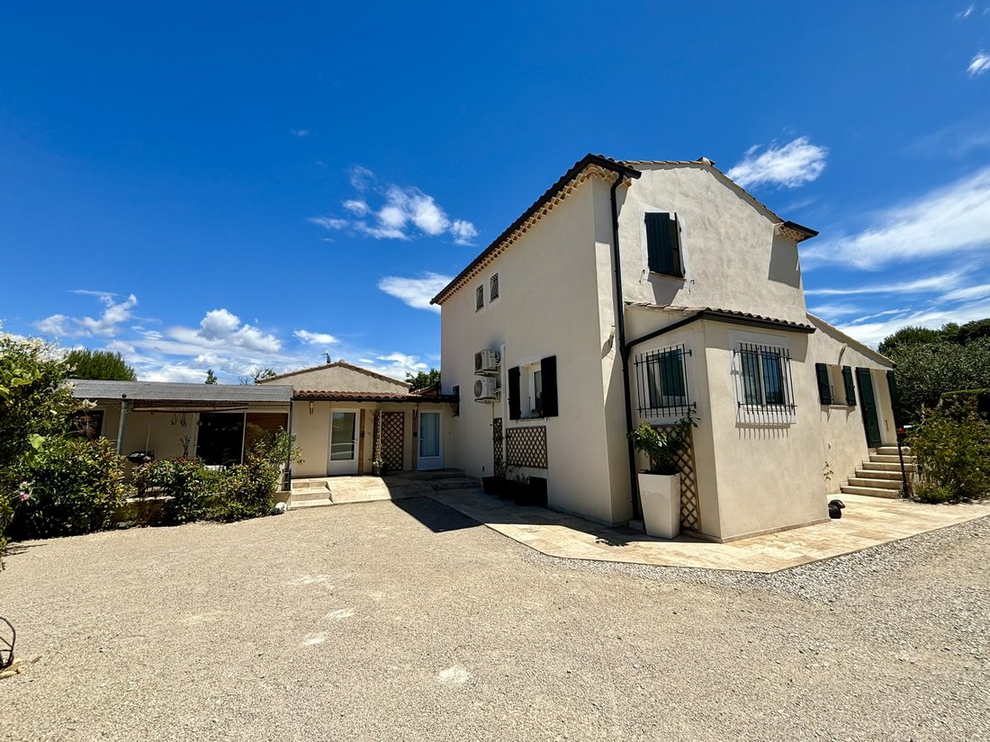 Villa in Caromb, Provence-Alpes-Côte d'Azur, France 4 - 15736040