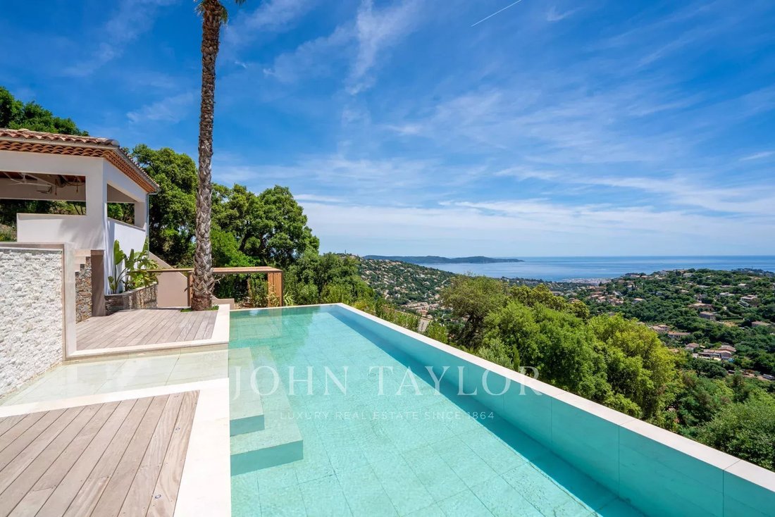 House in Cavalaire-sur-Mer, Provence-Alpes-Côte d'Azur, France 4 - 15735990