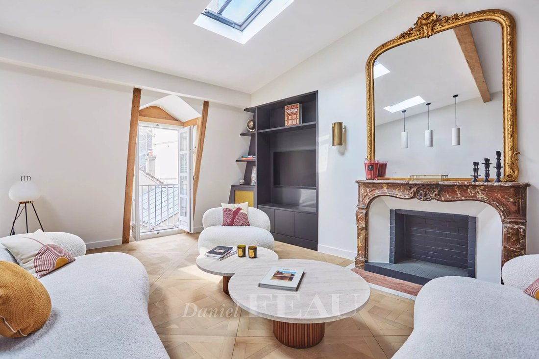 Apartment in Île de la Cité, Paris 1er Arrondissement, Paris 5 - 15736147