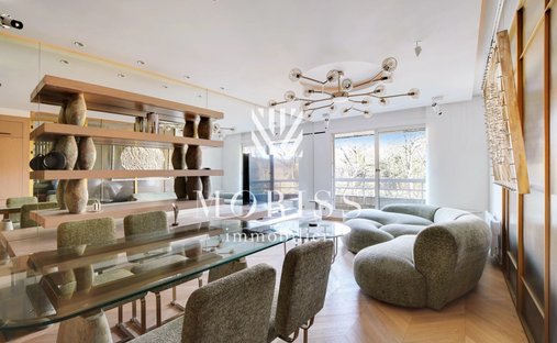 Apartment in Parchamp–Albert Kahn, Boulogne-Billancourt, France 1