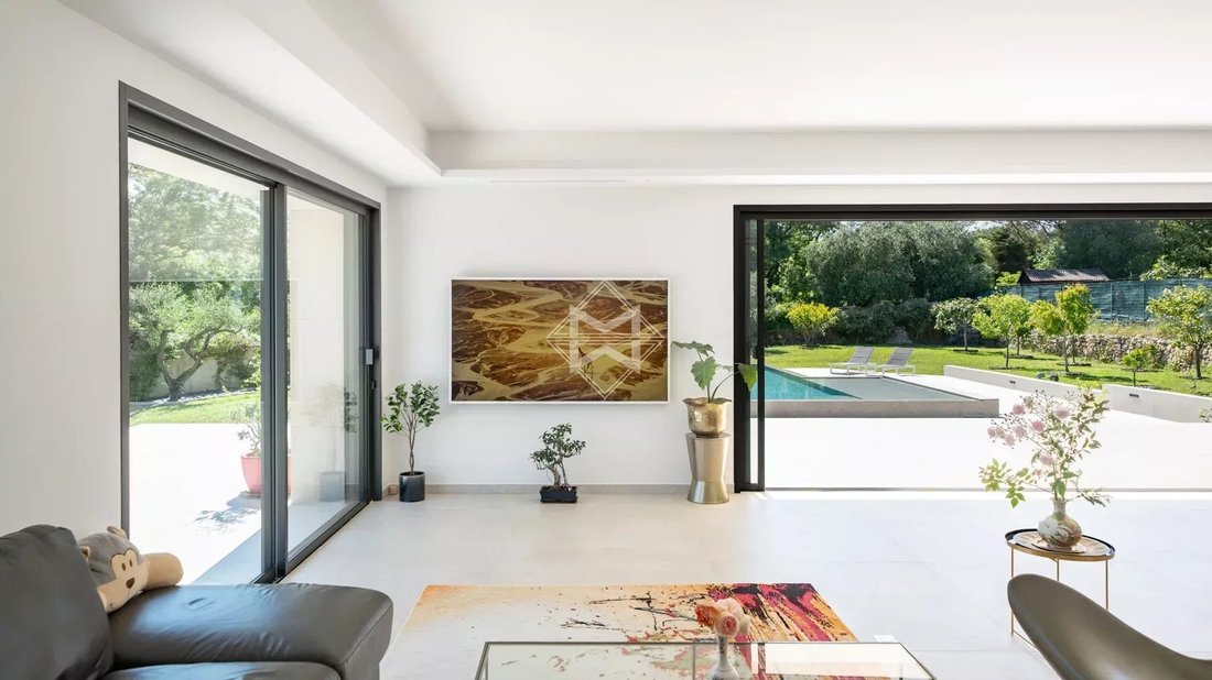 Villa in Valbonne, Provence-Alpes-Côte d'Azur, France 3 - 15736366