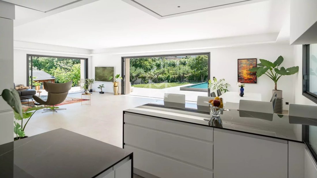 Villa in Valbonne, Provence-Alpes-Côte d'Azur, France 4 - 15736366