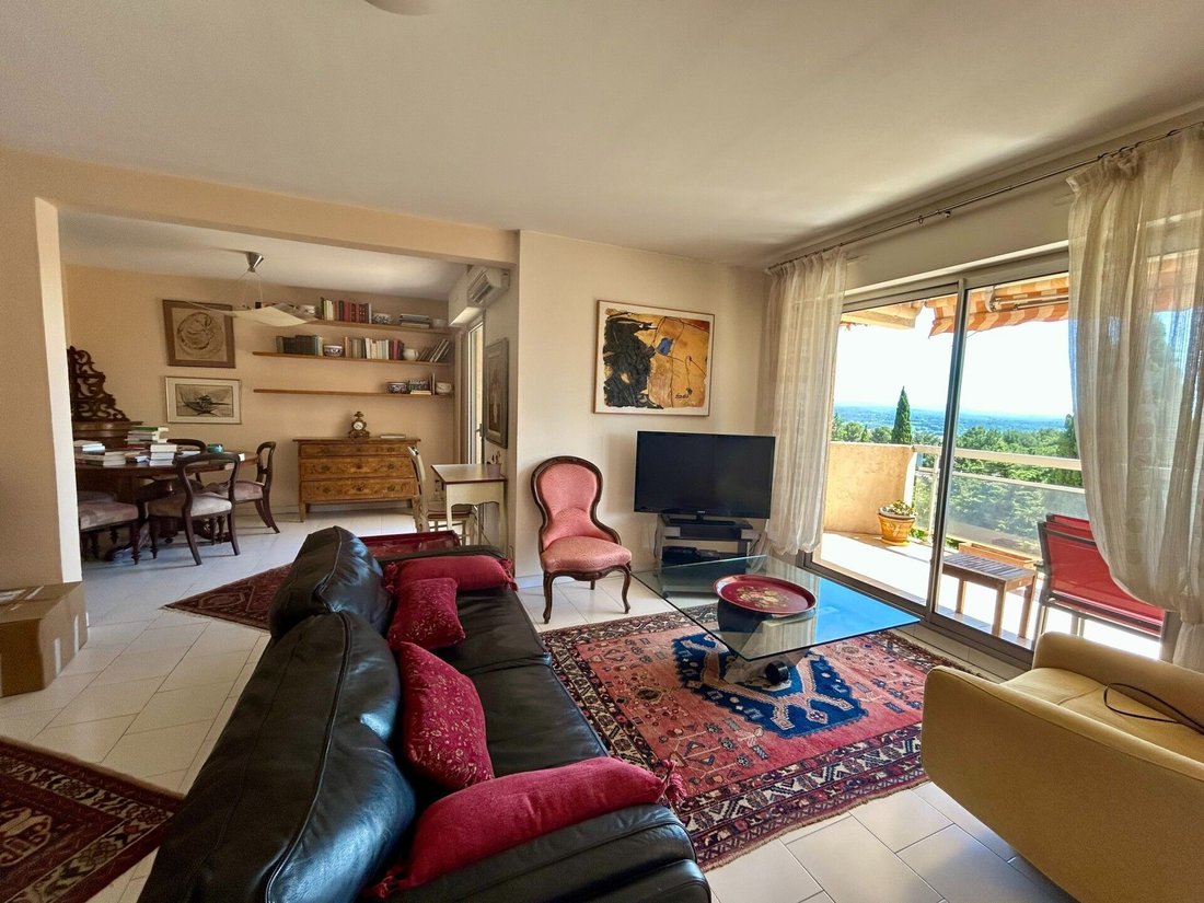 Apartment in Granettes-Jauberte-Sainte Anne, Aix-en-Provence, France 2 - 15709068