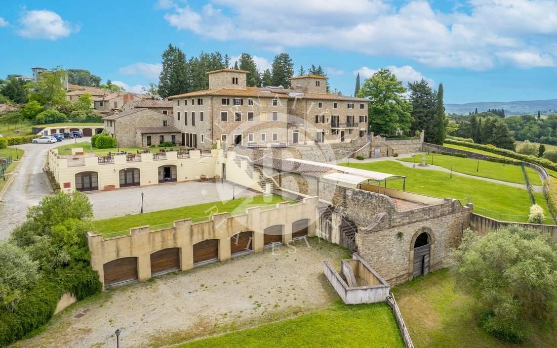 Villa in Barberino Val d'Elsa, Tavarnelle Val di Pesa, Tuscany 4 - 15736689