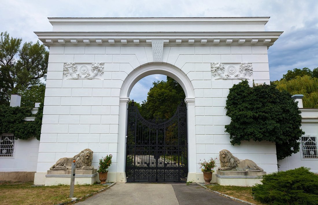 Land in Baden bei Wien, Lower Austria, Austria 2 - 15736682
