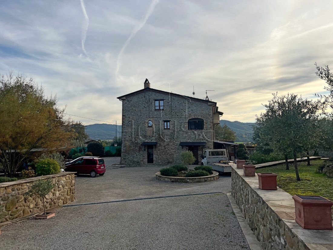 Country House in Città di Castello, Umbria, Italy 2 - 15737320