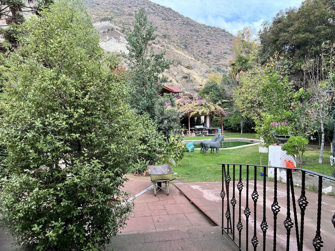 House in Lo Barnechea, Santiago Metropolitan Region, Chile 2 - 15737054