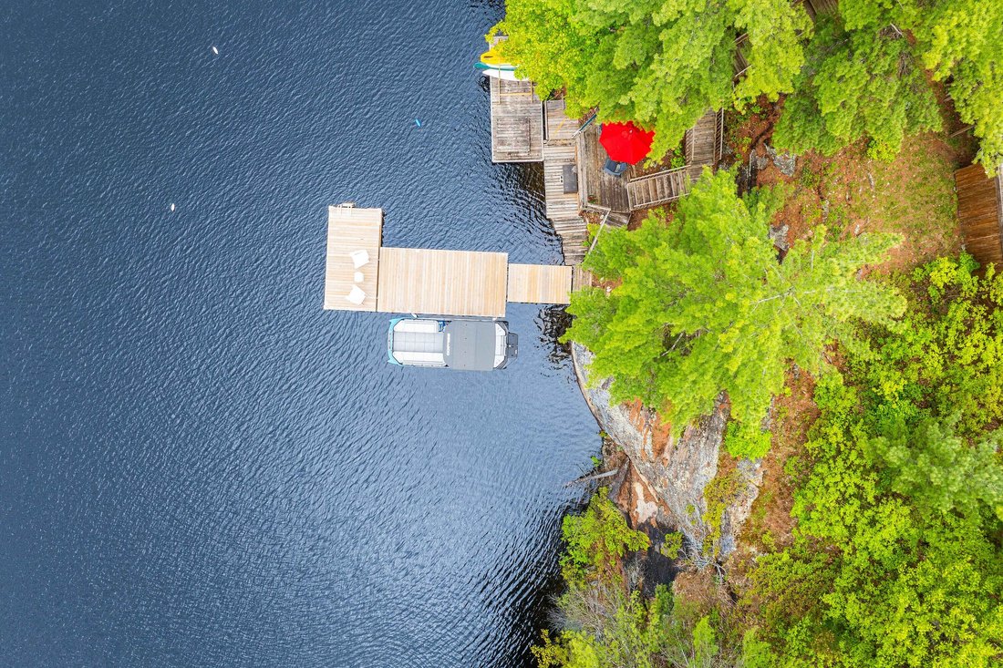 House in Gravenhurst, Ontario, Canada 2 - 15737397