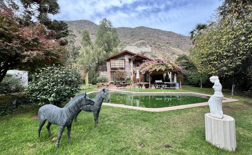 Casa a Lo Barnechea, Regione Metropolitana di Santiago, Cile 1
