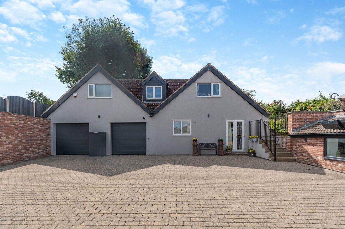 House in Thorpe Hesley, Rotherham, England 3 - 15738593