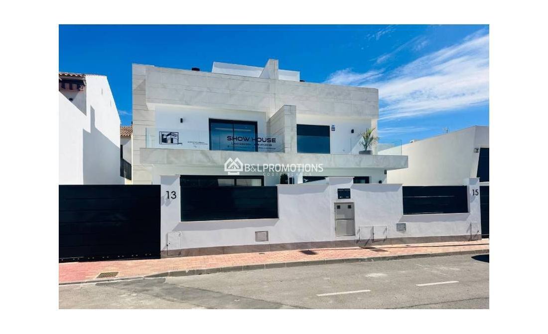 House in San Pedro del Pinatar, Región de Murcia, Spain 1 - 15736911