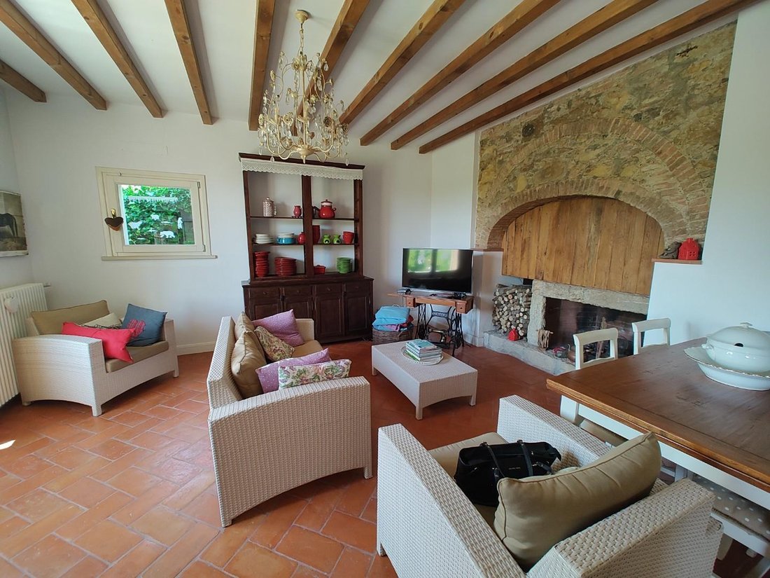 Villa in Colognole, Collesalvetti, Tuscany 4 - 15738633