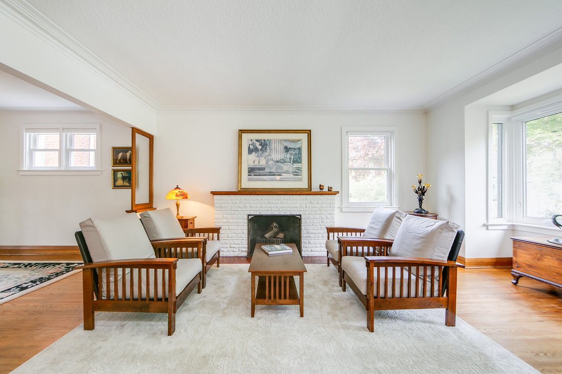 House in Toronto, Ontario, Canada 4 - 15737720