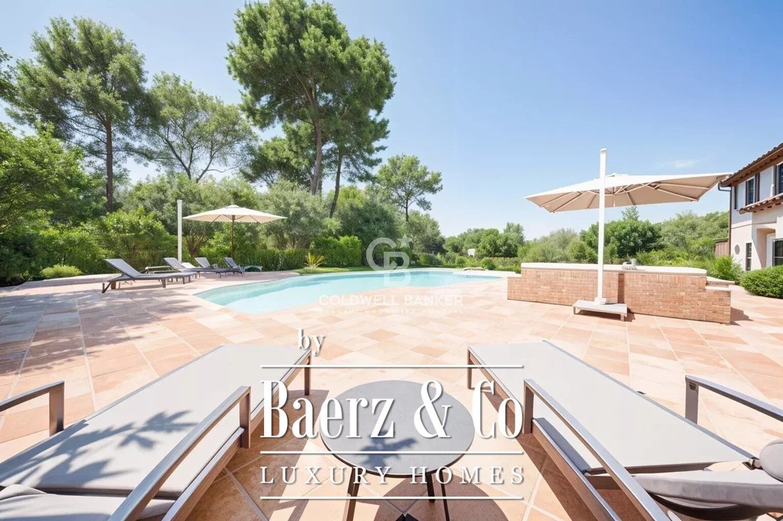 Villa in Mougins, Provence-Alpes-Côte d'Azur, France 4 - 15739273