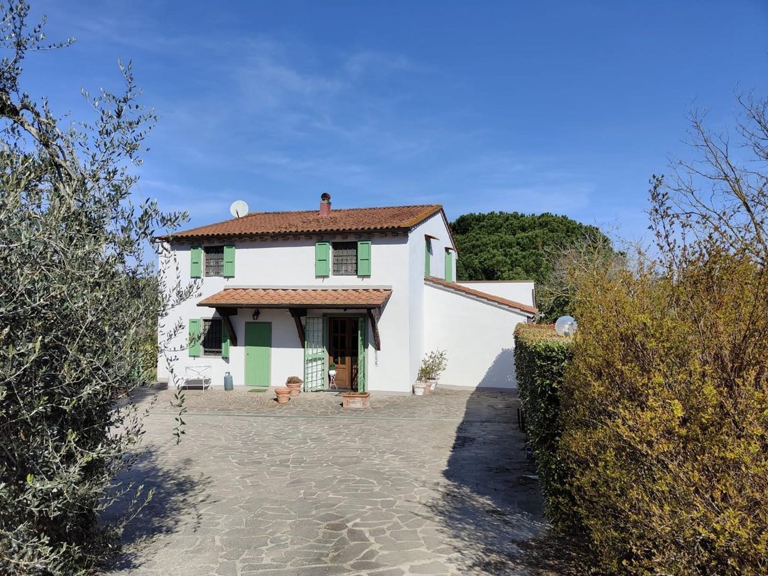 Rustico In Vendita A Crespina Lorenzana(pi) In In Siberia, Tuscany, Italy For Sale (15738640)