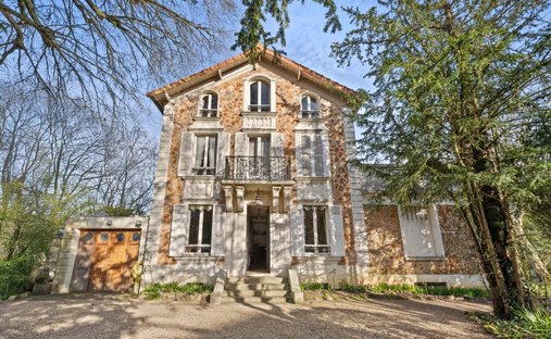 Villa in Plateau Thery-Centre Ancien, Vaucresson, France 1