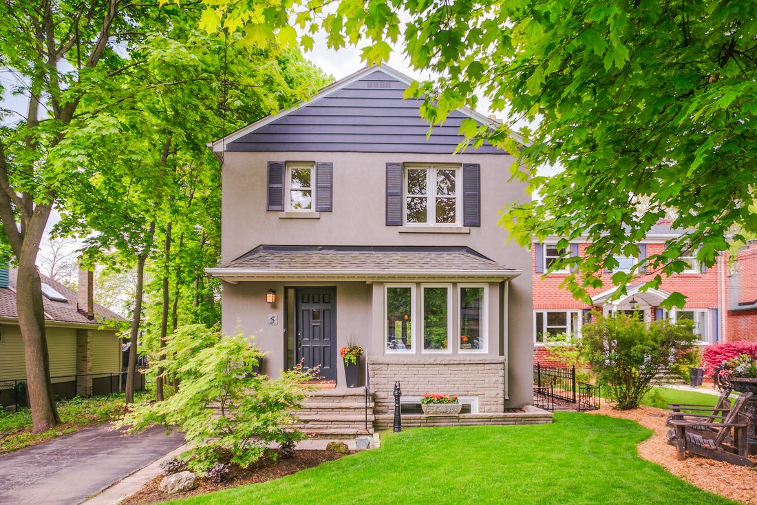 House in Toronto, Ontario, Canada 1 - 15737720