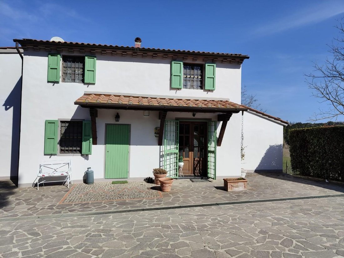 Rustico In Vendita A Crespina Lorenzana(pi) In In Siberia, Tuscany, Italy For Sale (15738640)
