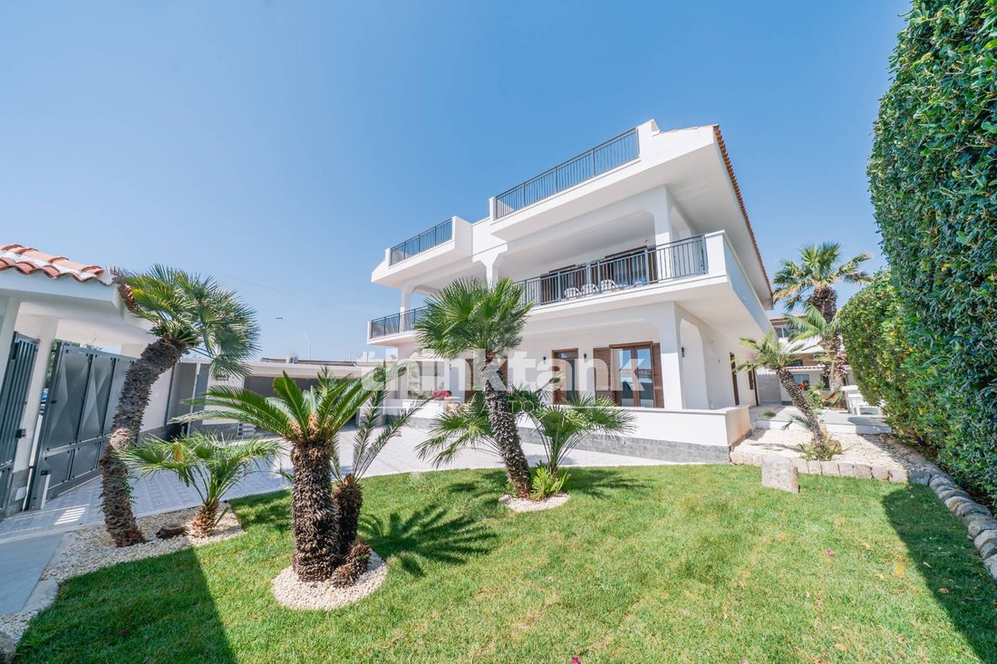 Villa in Center - Lungomare, Avola, Sicily 3 - 15739040