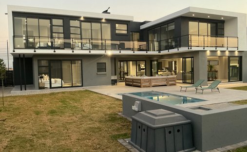 House in Olifantsfontein, Gauteng, South Africa 1