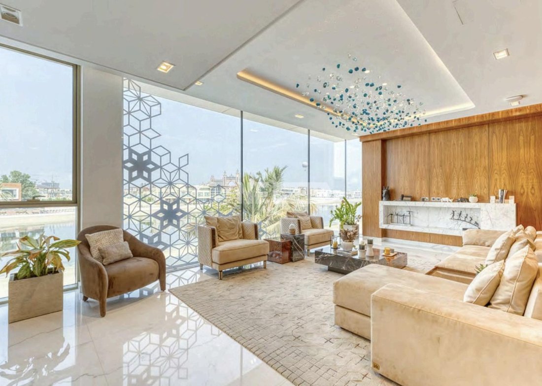 Villa in Palm Jumeirah, Dubai, United Arab Emirates 2 - 15737677