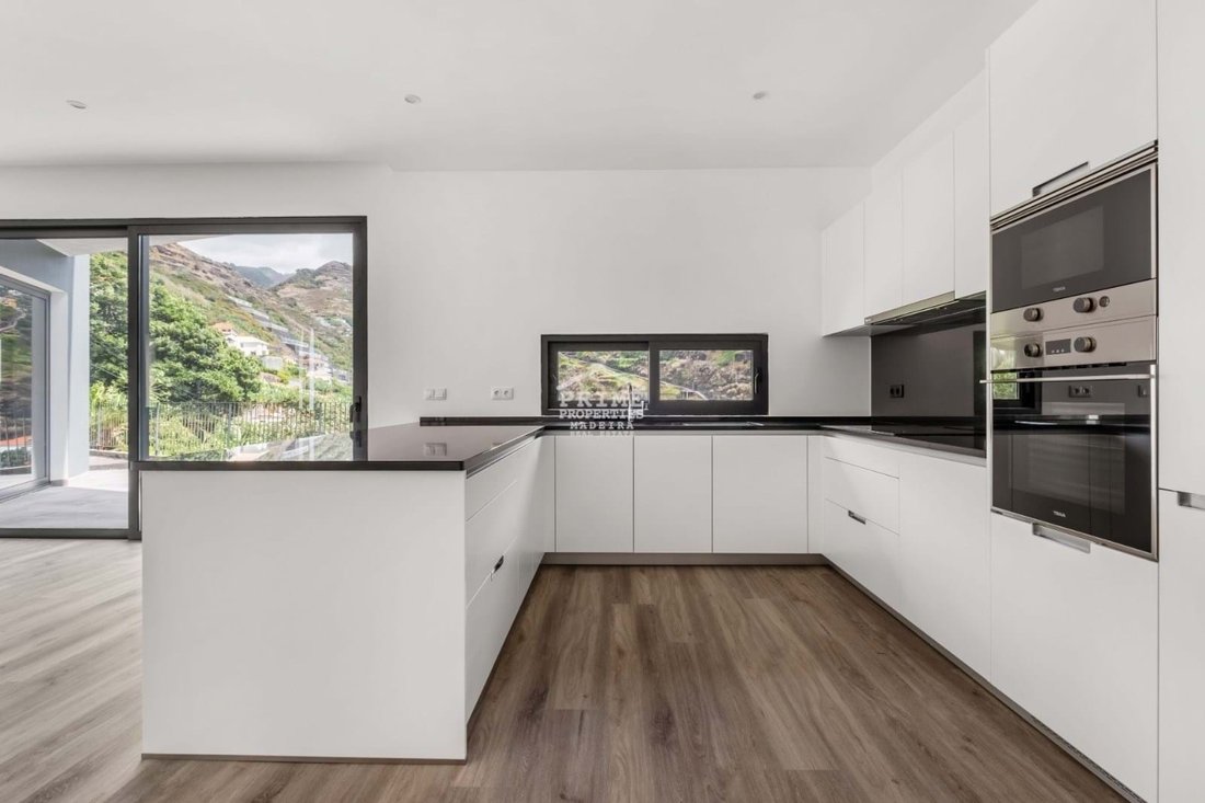 Villa in Ribeira Brava, Autonome Region Madeira, Portugal 3 - 15738491