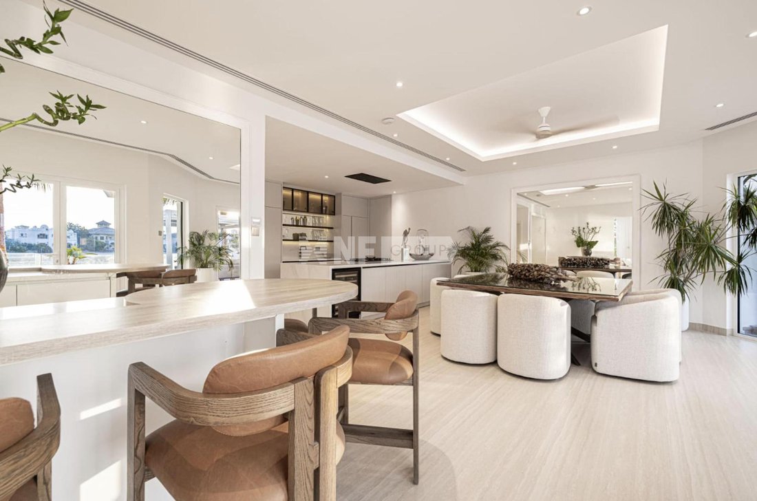 Villa in Palm Jumeirah, Dubai, United Arab Emirates 2 - 15737678